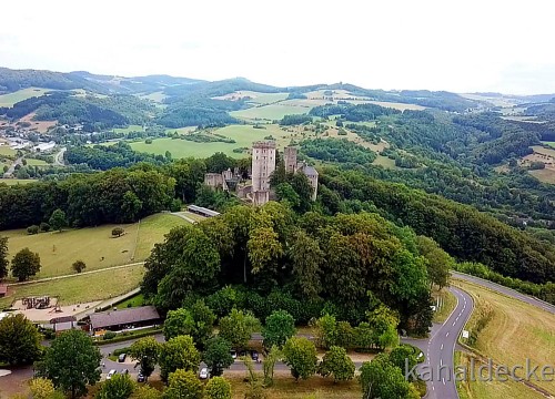 Adler- und Wolfspark, Kasselburg, Pelm